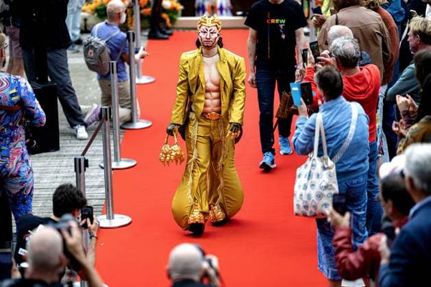 AMSTERDAM - Drag queens and drag kings at the opening of the WorldPride program of the Shakespeare Club of COC Amsterdam and surroundings and H ART Museum. RAMON VAN FLYMEN ANP netherlands out - belgium out  Copyright: xx x564061276x originalFilename: 564061276.jpg