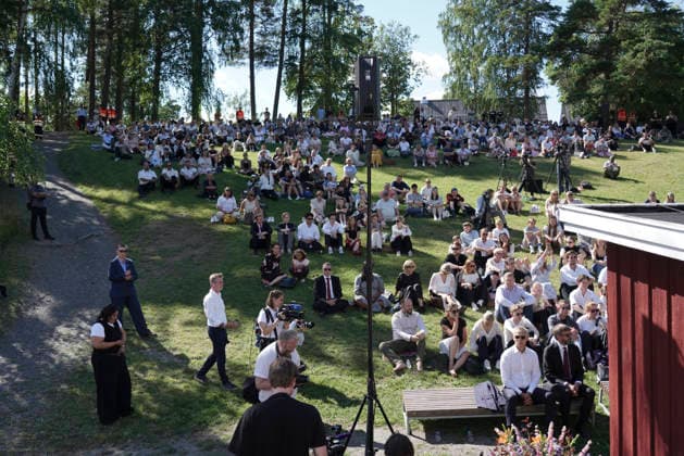 22. juli markering pa Utoya Utoya 20260722. 22. juli markering pa Utoya. I ar er det 15 ar siden terrorangrepet hvor 77 mennesker mistet livet i 2011. Foto: Thomas Fure NTB Utoya Norge 2T_OnrsaU9Y EDITORIAL USE ONLY Ref:_BNC_POL2T_OnrsaU9Y.jpg *** July 22 Commemoration on Utoya Utoya 20260722 July 22 Commemoration on Utoya This year marks 15 years since the terrorist attack in which 77 people lost their lives in 2011 Photo: Thomas Fure, NTB, Utoya, Norway 2T OnrsaU9Y EDITORIAL USE ONLY Ref BNC POL2T OnrsaU9Y jpg  Copyright: xThomasxFurex xNTBx