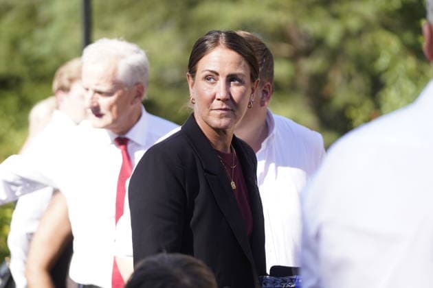 22. juli markering pa Utoya Utoya 20260722. Leder i APs stortingsgrupp Tonje Brenna under 22. juli markeringen pa Utoya. I ar er det 15 ar siden terrorangrepet hvor 77 mennesker mistet livet i 2011. Foto: Thomas Fure NTB Utoya Norge bOf7C1znW7c EDITORIAL USE ONLY Ref:_BNC_POLbOf7C1znW7c.jpg *** July 22 Commemoration on Utoya Utoya 20260722 Tonje Brenna, leader of the AP parliamentary group, during the July 22 commemoration on Utoya This year marks 15 years since the terrorist attack in which 77 people lost their lives in 2011 Photo: Thomas Fure NTB Utoya Norway bOf7C1znW7c EDITORIAL USE ONLY Ref BNC POLbOf7C1znW7c jpg  Copyright: xThomasxFurex xNTBx