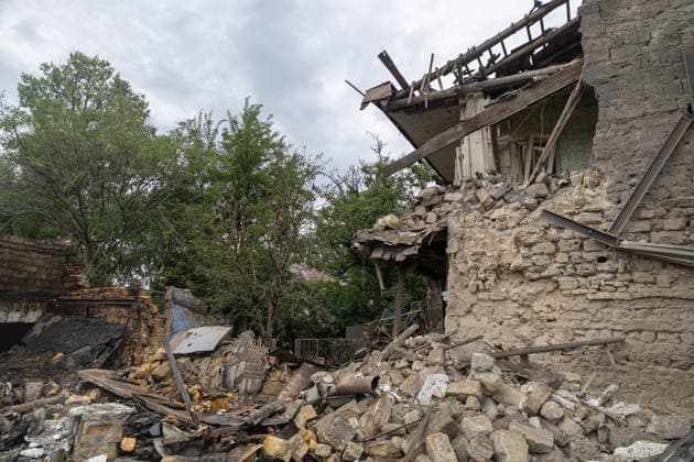One killed after Russian drone strikes residential building in Odesa ODESA, UKRAINE - JULY 22: A Russian drone struck a two-story residential building during a daytime attack on Odesa, Ukraine, on July 22, 2026. According to local authorities, one man was killed in the strike. Emergency services responded to the scene as rescue and assessment operations continued. Stringer Anadolu Odesa Ukraine. Editorial use only. Please get in touch for any other usage.  Copyright: x2026xAnadoluxStringerx