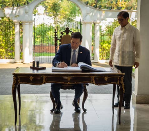 Philippine President Ferdinand Bongbong Marcos Junior (R) meets with United State Secretary of State Marco Rubio (L) during a courtesy visit inside Malakanang presidential palace in Manila, Philippines, on Wednesday, July 22, 2026. Rubio is set to attend meetings with ASEAN leaders and the East Asia Summit.  PHL2026072204 U.S.xStatexDepartment
