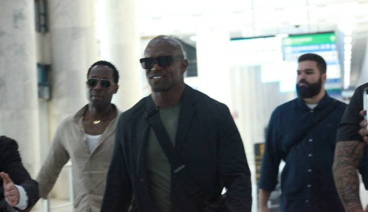 RECORD DATE NOT STATED Actor Terry Crews arrives at Santos Dumont Airport in Rio de Janeiro. Rio de Janeiro (RJ), 07 22 2026 - Terry Crews Series White Chicks - Actor Terry Crews landed at Santos Dumont Airport in Rio de Janeiro on July 22, 2026. The star of White Chicks and Everybody Hates Chris was greeted by fans. The 57-year-old actor is in the country for a series of professional commitments, including the premiere as host of the culinary reality show The Battle of the 100 Cooks, which will air on Discovery Home & Health and HBO Max.(Foto: Onofre Veras Thenews2 imago images) Actor Terry Crews arrives at Santos Dumont Airport in Rio de Janeiro.  Copyright: xonofrexverasx