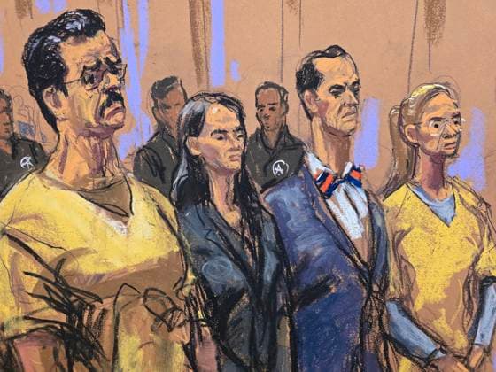 Photograph of a drawing by artist Jane Rosenberg depicting Venezuela’s ousted president, Nicolás Maduro (L); his wife, Cilia Flores (R); and defense attorneys Anna Estevao (2-L) and Mark Donnelly (2-R), during a follow-up hearing in the case involving charges of narco-terrorism and drug trafficking in New York, United States, 22 July 2026. Maduro Appears in New York with Immunity as a Key Issue and a Possible Trial in 2027 !ACHTUNG: NUR REDAKTIONELLE NUTZUNG!  Copyright: xJanexRosenbergx USA2380 20260722-55020964637_1