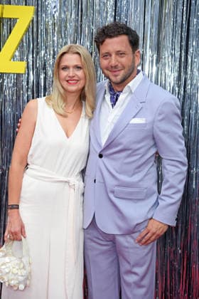 Felix Banaszak mit Ehefrau Charlotte Obermeier bei der KAULITZ & KAULITZ STAFFEL 3 PREMIERE im Delphi Filmpalast in Berlin am 22.07.2026 *** Felix Banaszak with his wife Charlotte Obermeier at the premiere of KAULITZ KAULITZ Season 3 at the Delphi Filmpalast in Berlin on July 22, 2026