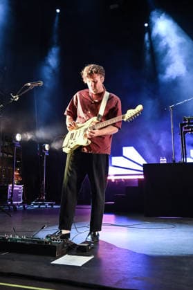 IPA86906617 - Sam Halliday of Two Door Cinema Club during the 15th Anniversary Tourist History Tour 2026, on July 22, 2026, at the Cavea of the Auditorium Parco della Musica, Rome, Italy.  Copyright: xDomenicoxCippitelli LiveMediax xx 86906617
