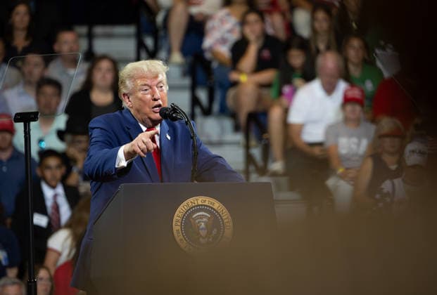 July 22, 2026, Marietta, Georgia, USA: President DONALD TRUMP greets crowd at a rally at Wheeler High School north of Atlanta. Marietta USA  - ZUMAn03_ 20260722_zaf_n03_019 Copyright: xRobinxRaynex