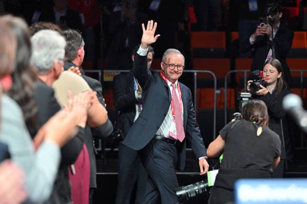 ALP NATIONAL CONFERENCE, Prime Minister Anthony Albanese arrives to speak during the 50th Australian Labor Party (ALP) national convention at the Adelaide Convention Centre, in Adelaide, Thursday, July 23, 2026. ( ADELAIDE SOUTH AUSTRALIA AUSTRALIA  Copyright: xMICKxTSIKASx 20260723120148952495