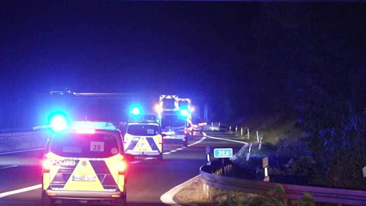 9. Castor-Transport Jülich–Ahaus erfolgreich abgeschlossen – Bilder von der A31 und der Ankunft im Zwischenlager 7aIMG: 0566963 9. Castor-Transport Jülich–Ahaus erfolgreich abgeschlossen – Bilder von der A31 und der Ankunft im ZwischenlagerNordrhein-Westfalen, Ahaus, Deutschland *** 9th Castor Transport from Jülich to Ahaus Successfully Completed – Photos from the A31 and Arrival at the Interim Storage Facility 7aIMG 0566963 9th Castor Transport from Jülich to Ahaus Successfully Completed – Photos from the A31 and Arrival at the Interim Storage Facility North Rhine-Westphalia, Ahaus, Germany Copyright: 7aktuell.dex xMarcxGruber 0566963 20260722_7a_Castor9ah_566963