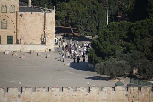 Jewish Groups raid Al-Aqsa Mosque in Jerusalem JERUSALEM - JULY 23: Groups of fanatic Jews raid the Al-Aqsa Mosque compound in East Jerusalem during events marking what they regard as the anniversary of the destruction of the Jewish temples, on July 23, 2026 in Jerusalem. The raid began in the early morning, with participants performing religious rituals at the site. Gazi Samad Anadolu Kudüs Palestinian Territory, Occupied. Editorial use only. Please get in touch for any other usage.  Copyright: x2026xAnadoluxGazixSamadx