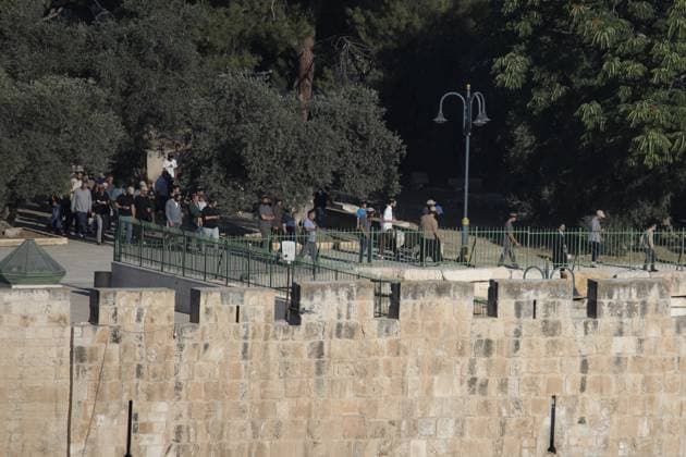 Jewish Groups raid Al-Aqsa Mosque in Jerusalem JERUSALEM - JULY 23: Groups of fanatic Jews raid the Al-Aqsa Mosque compound in East Jerusalem during events marking what they regard as the anniversary of the destruction of the Jewish temples, on July 23, 2026 in Jerusalem. The raid began in the early morning, with participants performing religious rituals at the site. Gazi Samad Anadolu Kudüs Palestinian Territory, Occupied. Editorial use only. Please get in touch for any other usage.  Copyright: x2026xAnadoluxGazixSamadx