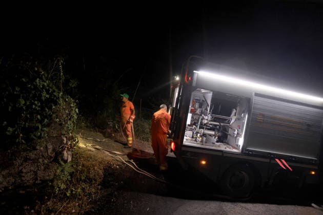 Wildfire threatens communities near Palermo in Sicily as firefighting efforts continue PALERMO, ITALY - JULY 23: Firefighters and civil protection teams battle a wildfire in the Casaboli Forest near Palermo as strong winds push the blaze toward the towns of Monreale, Pioppo and Sagana, while residents are evacuated from threatened homes, in Palermo, Sicily, Italy on July 23, 2026. The wildfire, which started the previous day, spread overnight, prompting emergency crews to work continuously to contain the flames and protect nearby communities. Alberto Lo Bianco Anadolu Palermo Italy. Editorial use only. Please get in touch for any other usage.  Copyright: x2026xAnadoluxAlbertoxLoxBiancox