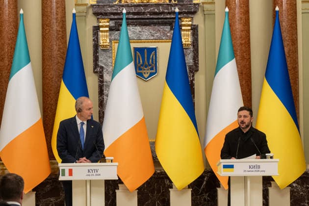 Taoiseach of the Republic of Ireland Micheal Martin and President of Ukraine Volodymyr Zelenskyy (R) hold a joint news conference following their meeting, Kyiv, Ukraine, July 23, 2026. (Photo by Danylo Antoniuk Ukrinform) Ukrainian President meets Irish PM in Kyiv  Copyright: xDanyloxAntoniukx