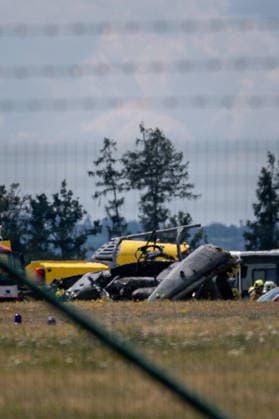 Military helicopter crash kills soldier, injures four in Czech Republic NAMEST NAD OSLAVOU, CZECH REPUBLIC - JULY 23: A Venom military helicopter carrying five soldiers crashed at a military base in Namest nad Oslavou, Czech Republic, on July 23, 2026. According to the Czech Army, one soldier was killed and four others were injured. The Army grounded all Venom and Viper helicopters following the crash. Lukas Kabon Anadolu Namest nad oslavou United States. Editorial use only. Please get in touch for any other usage.  Copyright: x2026xAnadoluxLukasxKabonx