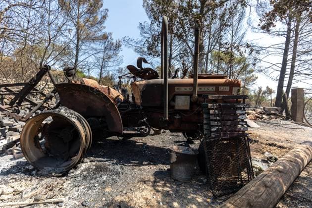 FIRE IN PONTEVES, VAR – PHOTOPQR, NICE MATIN, ESCOFFIER, FLORIAN – JULY 23, 2026 – FIRE IN PONTEVES Ponteves, France, July 23, 2026 Ponteves devastated by fire in France  Copyright: xPHOTOPQR NICExMATIN MAXPPPxESCOFFIERxFLORIANx 20260723NIM6407 20260723NIM6406