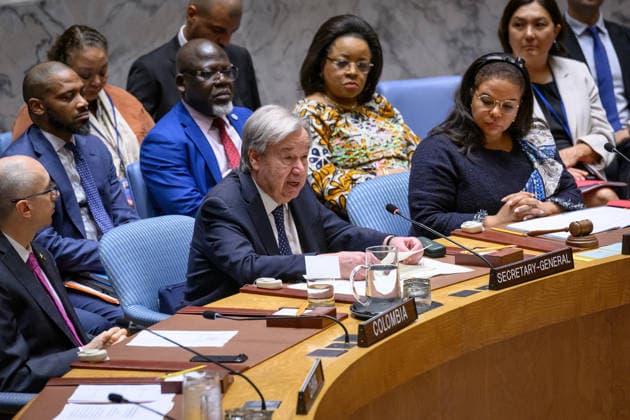 (260723) -- UNITED NATIONS, July 23, 2026 -- UN Secretary-General Antonio Guterres (C) addresses the Security Council meeting on strengthening the mechanisms for the peaceful settlement of disputes at the UN headquarters in New York, July 23, 2026. Guterres on Thursday called for strengthening collective mechanisms for the peaceful settlement of disputes. (Loey Felipe Handout via Xinhua) UN-SECURITY COUNCIL-PEACEFUL SETTLEMENT OF DISPUTES UNxPhoto 