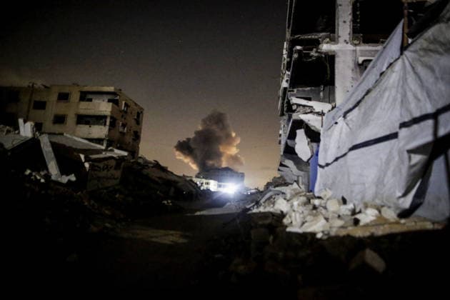 Israeli army continues attacks on Gaza Strip GAZA CITY, GAZA, PALESTINE - JULY 23: Thick smoke rises following an Israeli airstrike on a residential area in the Al-Jalaa neighborhood despite the ceasefire in Gaza City, Gaza, Palestine, on July 23, 2026. Saeed M. M. T. Jaras Anadolu Gaza City Gaza. Editorial use only. Please get in touch for any other usage.  Copyright: x2026xAnadoluxSaeedxM.xM.xT.xJarasx