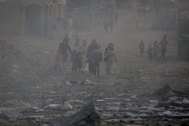 Israeli attacks continue in Gaza GAZA CITY, GAZA, PALESTINE - JULY 24: A view of the destruction at the Al-Jala neighborhood as the Israeli army targeted civilian residential areas in Gaza City, Gaza Palestine on July 24, 2026. Saeed M. M. T. Jaras Anadolu Gaza City Gaza. Editorial use only. Please get in touch for any other usage.  Copyright: x2026xAnadoluxSaeedxM.xM.xT.xJarasx