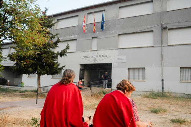 The Burgohondo fire forces the lockdown of several towns in Ávila and the evacuation of 1,500 people. Two people were displaced by the fire on July 24, 2026, in Burgohondo, Ávila, Castile and León, Spain. The fire, which remains beyond the fire department’s capacity to extinguish, has forced the evacuation of some 1,500 people and has placed Burgohondo, Navaluenga, and El Tiemblo under lockdown. JULY 24, 2026 Burgohondo, ÃÁvila, Castile and Le Burgohondo, Ávila, Castile and Le Spain  Copyright: xMateoxLanzuelax 7683785