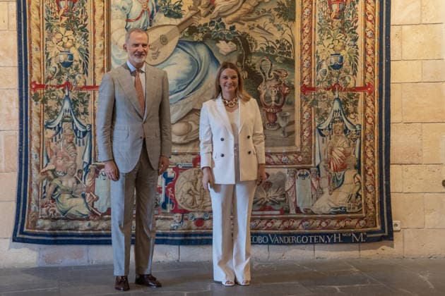 Felipe VI Holds an Audience with Marga Prohens in Palma de Mallorca The president of the Balearic Islands, Marga Prohens, during an audience with King Felipe VI at the Almudaina Royal Palace on July 24, 2026, in Palma de Mallorca, Balearic Islands, Spain. The audience is part of a series of meetings with representatives of Balearic institutions at the start of the Royal Family’s summer stay in Palma. JULY 24, 2026 Javier Ferná Spain  Copyright: xJavierxFernandezx 7683794