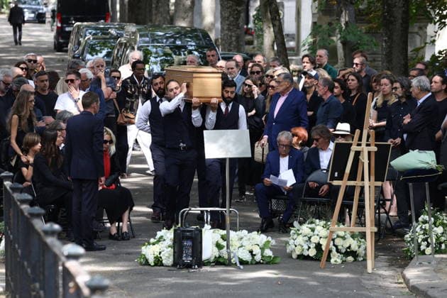 Francoise Coquet Funeral - Paris Francoise Coquet s family during funeral of Francoise Coquet at Montmartre cemetery in Paris, France on July 24, 2026. French television producer Francoise Coquet died on July 20 2026, aged 83. Photo by Raphael Lafargue ABACAPRESS.COM Paris France  Copyright: xLafarguexRaphael ABACAx