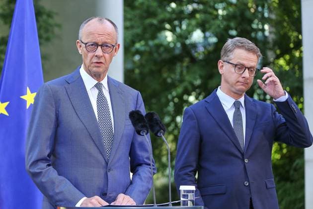 Berlin, Deutschland, 24.07.2026: Bundeskanzleramt: Vorstellung Kabinettsumbildung: Bundeskanzler Friedrich Merz und Carsten Linnemann, beide CDU *** Berlin, Germany, July 24, 2026, Federal Chancellery: Announcement of Cabinet Reshuffle—Chancellor Friedrich Merz and Carsten Linnemann, both of the CDU Copyright: xdtsxNachrichtenagenturx dts_128409