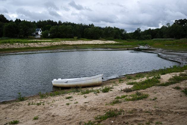 Poland s drought intensifies as climate change dries reservoirs RAKOW, POLAND - JULY 24: A view of the Chancza Reservoir with low water levels due to the ongoing drought in Rakow, Poland, on July 24, 2026. Low water levels have been recorded at 66 percent of Poland s hydrological monitoring stations. Earlier in July, Poland s national weather agency warned that hydrological drought had spread across much of the country. Officials reported falling river levels, declining groundwater supplies, and an increasing number of monitoring stations recording flows below long-term minimum thresholds. Omar Marques Anadolu Rakow Poland. Editorial use only. Please get in touch for any other usage.  Copyright: x2026xAnadoluxOmarxMarquesx