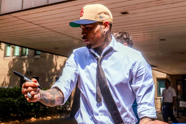 . 24 07 2026. London, United Kingdom. Chris Brown Southwark Crown Court. US singer Chris Brown attend Southwark Crown Court  xMartynxWheatleyx xi-Imagesx IIM-26920-0020