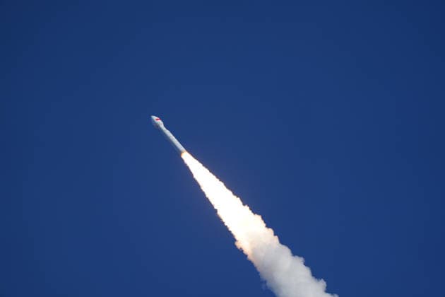 (260724) -- JIUQUAN, July 24, 2026 -- A Lijian-1 Y15 carrier rocket carrying five satellites blasts off from the Dongfeng commercial space innovation pilot zone in northwest China, on July 24, 2026. The rocket lifted off at 7:33 a.m. (Beijing Time), successfully placing the satellites into their designated orbits. (Photo by Xinhua) (EyesOnSci) CHINA-DONGFENG COMMERCIAL SPACE INNOVATION PILOT ZONE-SATELLITES-LAUNCH (CN) WangxJiangbo 