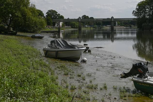 Water level dropped in the River Thames LONDON, UNITED KINGDOM - JULY 24: Boats are seen stranded on the exposed riverbed of the River Thames as water levels drop amid hot and dry weather conditions in London, United Kingdom, on July 24, 2026. Rasid Necati Aslim Anadolu London United Kingdom. Editorial use only. Please get in touch for any other usage.  Copyright: x2026xAnadoluxRasidxNecatixAslimx