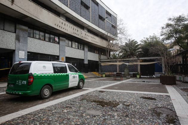 Santiago, July 24, 2026: Riots at the Instituto Nacional end with two students arrested for throwing incendiary bombs at police; forensic investigations at the scene and evidence. Diego Martin Aton Chile, Aton 1175028 jpeg  Copyright: DIEGOxMARTIN ATONxCHILE