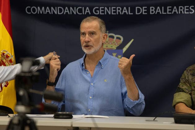 King Felipe VI Meets with the Emergency Coordination Center King Felipe VI visited the operations center of the General Command of the Balearic Islands to participate via videoconference in the meeting of the State Coordination and Management Committee (CECOD) of the State Emergency Plan, on July 24, 2026, in Palma de Mallorca, Spain. King Felipe has been in contact with the presidents and mayors affected by the fires. KING FELIPE VI CECOD EMERGENCY FIRES Europa Press 07 24 2026 Palma, Spain  Copyright: xEuropaxPressx 7686035