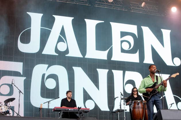 2026 Latitude Festival 24 July 2026: American singer and multi instrumentalist Jalen Ngonda performs live in The Obelisk Arena on the first day of the 20th edition of Latitude Festival, Henham Park, Southwold, UK. 24 July 2026: American singer and multi instrumentalist Jalen Ngonda performs live in The Obelisk Arena on the first day of the 20th edition of Latitude Festival, Henham Park, Southwold, UK., Credit:Stuart Hogben Avalon  Copyright: xStuartxHogbenx xAvalonx 1118359612