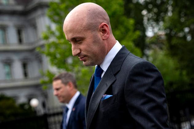 Stephen Miller Speaks to the Press at the White House White House Deputy Chief of Staff for Policy Stephen Miller departs after speaking to the press outside of the West Wing of the White House in Washington, DC on Friday, July 24, 2026. Photo by Bonnie Cash Pool ABACAPRESS.COM WASHINGTON DC United States  Copyright: xPool ABACAx