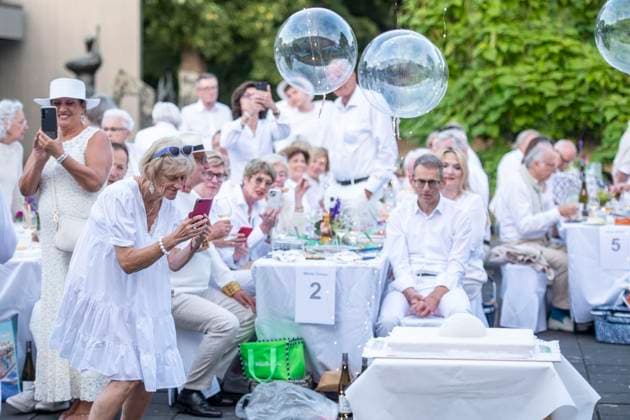 White Dinner: Ein Sommerabend ganz in Weiß : Das Lehmbruck-Museum fährt als Begleitprogramm zur Ausstellung Anish Kapoor ordentlich auf. 24.07.2026 in Duisburg ** NUR FÜR REDAKTIONELLE ZWECKE ** EDITORIAL USE ONLY **<p> White Dinner: Ein Sommerabend ganz in Weiß : Das Lehmbruck-Museum fährt als Begleitprogramm zur Ausstellung Anish Kapoor ordentlich auf. 24.07.2026 in Duisburg Deutschland NRW Duisburg Copyright: DanielxAttia *** White Dinner: A Summer Evening All in White The Lehmbruck Museum is pulling out all the stops as part of the accompanying program for the Anish Kapoor exhibition on July 24, 2026, in Duisburg ** FOR EDITORIAL USE ONLY ** EDITORIAL USE ONLY ** p White Dinner: A Summer Evening All in White The Lehmbruck Muse Copyright: DanielxAttia doc86v2ggsglxuklykqmda ,EDITORIAL USE ONLY