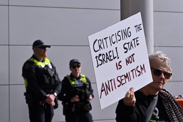 ALP NATIONAL CONFERENCE, Anti AUKUS, anti-nuclear and pro-Palestine protesters are seen outside during the 50th Australian Labor Party (ALP) national convention at the Adelaide Convention Centre, in Adelaide, Saturday, July 25, 2026. ( ADELAIDE SOUTH AUSTRALIA AUSTRALIA  Copyright: xMICKxTSIKASx 20260725156759650638
