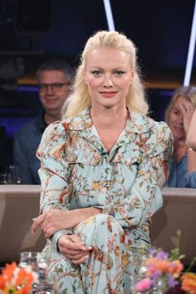 Franziska Knuppe, Model, zu Gast in der NDR Talk Show, Fototermin am 12.6.2026, Ausstrahlung der Sendung am 24.7.2026 im 3. Programm des NDR Fernsehen, Fernsehstudio Hamburg Lokstedt *** Franziska Knuppe, model, guest on the NDR Talk Show; photo shoot on June 12, 2026; the show will air on July 24, 2026, on NDR Television’s Channel 3; Hamburg Lokstedt TV studio
