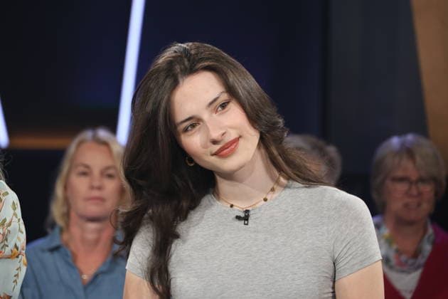 Mathilda Ruby Möstl, Tochter von Model Franziska Knuppe, zu Gast in der NDR Talk Show, Fototermin am 12.6.2026, Ausstrahlung der Sendung am 24.7.2026 im 3. Programm des NDR Fernsehen, Fernsehstudio Hamburg Lokstedt *** Mathilda Ruby Möstl, daughter of model Franziska Knuppe, guest on the NDR Talk Show; photo shoot on June 12, 2026; the show will air on July 24, 2026, on NDR Television’s Channel 3; Hamburg Lokstedt TV studio