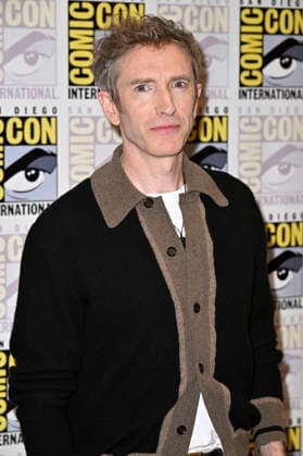 Daniel Weyman beim Photocall zur 3. Sfaffel der Amazon Prime Video Serie The Lord Of The Rings: The Rings Of Power Der Herr der Ringe: Die Ringe der Macht auf der San Diego Comic-Con International 2026 im Hilton Bayfront Hotel. San Diego, 24.07.2026 *** Daniel Weyman at the photo call for Season 3 of the Amazon Prime Video series *The Lord of the Rings: The Rings of Power* at San Diego Comic-Con International 2026 at the Hilton Bayfront Hotel in San Diego, July 24, 2026 Foto:xD.xStarbuckx xFuturexImagex rings_6703