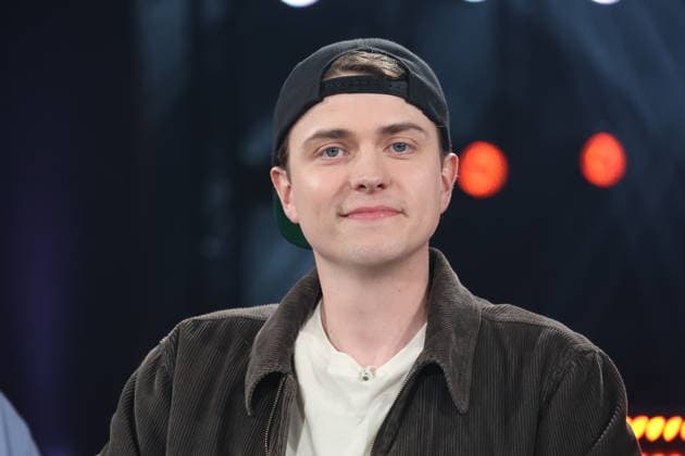 Mattis Brodersen, Föhrer Singer-Songwriter, zu Gast in der NDR Talk Show, Fototermin am 12.6.2026, Ausstrahlung der Sendung am 24.7.2026 im 3. Programm des NDR Fernsehen, Fernsehstudio Hamburg Lokstedt *** Mattis Brodersen, a singer-songwriter from Föhr, appeared as a guest on the NDR Talk Show; photo op on June 12, 2026; the episode aired on July 24, 2026, on NDR Television’s Channel 3; Hamburg Lokstedt TV studio