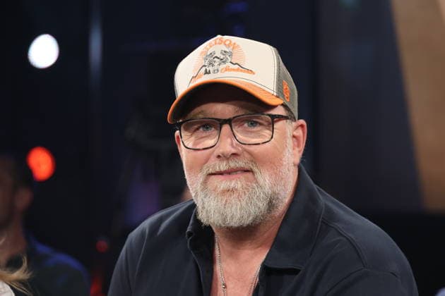 Brian Bojsen, Koch, zu Gast in der NDR Talk Show, Fototermin am 12.6.2026, Ausstrahlung der Sendung am 24.7.2026 im 3. Programm des NDR Fernsehen, Fernsehstudio Hamburg Lokstedt *** Brian Bojsen, chef, guest on the NDR Talk Show; photo op on June 12, 2026; the show will air on July 24, 2026, on NDR Television’s Channel 3; Hamburg Lokstedt TV studio