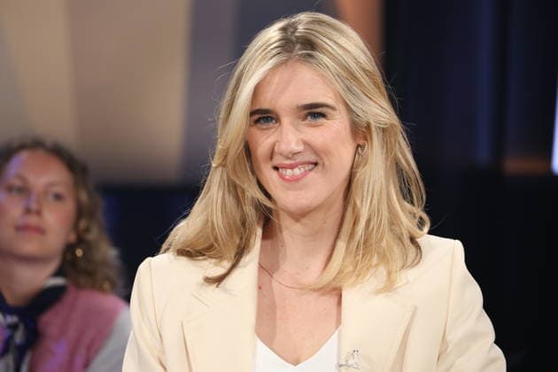 Katjana Gerz, Podcasterin und Moderatorin, zu Gast in der NDR Talk Show, Fototermin am 12.6.2026, Ausstrahlung der Sendung am 24.7.2026 im 3. Programm des NDR Fernsehen, Fernsehstudio Hamburg Lokstedt *** Katjana Gerz, podcaster and host, guest on the NDR Talk Show; photo op on June 12, 2026; the show will air on July 24, 2026, on NDR Television’s Channel 3; Hamburg Lokstedt TV studio