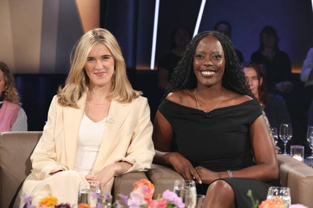 Katjana Gerz und Anna Dushime, Podcasterinnen und Moderatorinnen, zu Gast in der NDR Talk Show, Fototermin am 12.6.2026, Ausstrahlung der Sendung am 24.7.2026 im 3. Programm des NDR Fernsehen, Fernsehstudio Hamburg Lokstedt *** Katjana Gerz and Anna Dushime, podcasters and hosts, appeared as guests on the NDR Talk Show; photo op on June 12, 2026; the episode aired on July 24, 2026, on NDR Television’s Channel 3; Hamburg Lokstedt TV studio