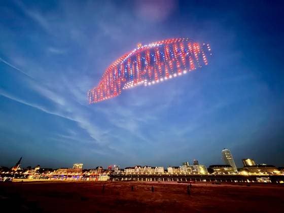 Drohnenshow Rheinkirmes 2026 ** NUR FÜR REDAKTIONELLE ZWECKE ** EDITORIAL USE ONLY **<p>Drohnenshow am Freitag, den 24.07.2026, auf der Rheinwiese bei der Rheinkirmes in Düsseldorf. Deutschland NRW Düsseldorf Copyright: OleksandrxVoskresenskyi *** Rheinkirmes 2026 Drone Show ** FOR EDITORIAL PURPOSES ONLY ** EDITORIAL USE ONLY ** p Drone show on Friday, July 24, 2026, on the Rheinwiese at the Rheinkirmes in Düsseldorf, Germany (North Rhine-Westphalia), Düsseldorf. Copyright OleksandrxVoskresenskyi Copyright: OleksandrxVoskresenskyi doc86v8jo0m339e7qqmda ,EDITORIAL USE ONLY