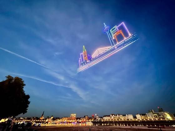 Drohnenshow Rheinkirmes 2026 ** NUR FÜR REDAKTIONELLE ZWECKE ** EDITORIAL USE ONLY **<p>Drohnenshow am Freitag, den 24.07.2026, auf der Rheinwiese bei der Rheinkirmes in Düsseldorf. Deutschland NRW Düsseldorf Copyright: OleksandrxVoskresenskyi *** Rheinkirmes 2026 Drone Show ** FOR EDITORIAL PURPOSES ONLY ** EDITORIAL USE ONLY ** p Drone show on Friday, July 24, 2026, on the Rheinwiese at the Rheinkirmes in Düsseldorf, Germany (North Rhine-Westphalia), Düsseldorf. Copyright OleksandrxVoskresenskyi Copyright: OleksandrxVoskresenskyi doc86v8jo3x5j5by5wrmda ,EDITORIAL USE ONLY