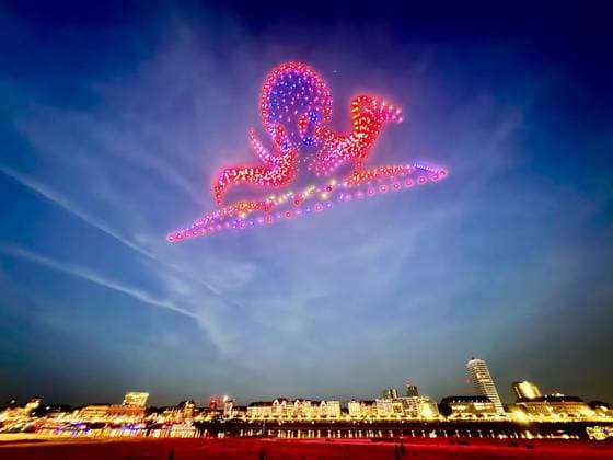 Drohnenshow Rheinkirmes 2026 ** NUR FÜR REDAKTIONELLE ZWECKE ** EDITORIAL USE ONLY **<p>Drohnenshow am Freitag, den 24.07.2026, auf der Rheinwiese bei der Rheinkirmes in Düsseldorf. Deutschland NRW Düsseldorf Copyright: OleksandrxVoskresenskyi *** Rheinkirmes 2026 Drone Show ** FOR EDITORIAL PURPOSES ONLY ** EDITORIAL USE ONLY ** p Drone show on Friday, July 24, 2026, on the Rheinwiese at the Rheinkirmes in Düsseldorf, Germany (North Rhine-Westphalia), Düsseldorf. Copyright OleksandrxVoskresenskyi Copyright: OleksandrxVoskresenskyi doc86v8jp05zy11ekhnsmda ,EDITORIAL USE ONLY