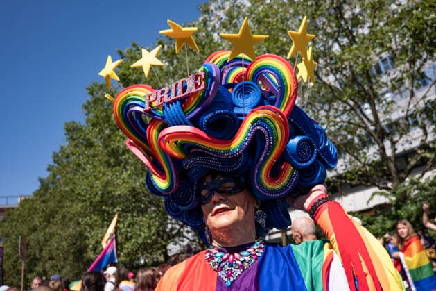 Menschen bi der Eröffnung vom 48. Christopher Street Day Demonstration in Berlin am 25. Juli 2026. Christopher Street Day Demo in Berlin *** People at the opening of the 48th Christopher Street Day march in Berlin on July 25, 2026 Christopher Street Day march in Berlin