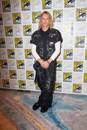 SAN DIEGO, CA - July 24rd: Jamie Campbell Bower at the Lord of the Rings: The Rings of Power press room during San Diego Comic Con on July 24th. Copyright: xTonyxFortex