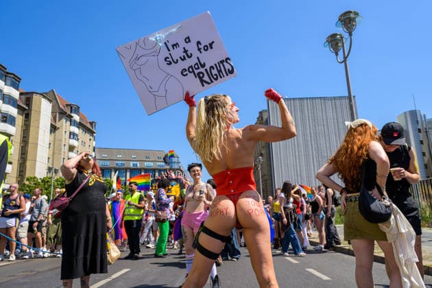 July 25, 2026, Berlin, Berlin, Germany: Thousands of people marched through the streets of Berlin for the annual CSD Pride parade with representation of varius blocs and sponsors. Berlin Germany - ZUMAk201 20260725_zip_k201_008 Copyright: xNikosxKanistrasx