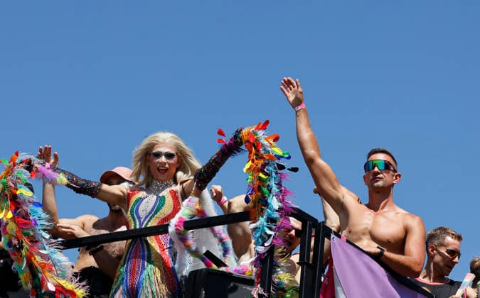 CSD Berlin 2026 Haltung ist Hot, ist das Motto des Christopher Street Day, CSD, in Berlin, 25.07.2026. Berlin Berlin Deutschland *** CSD Berlin 2026: Attitude Is Hot is the motto of Christopher Street Day (CSD) in Berlin, July 25, 2026, Berlin, Berlin, Germany