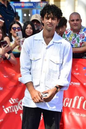 IPA86980404 - Giffoni Vallepiana Giffoni Festival 2026 Photocall for the film Je so Pazzo Pictured: Massimiliano Caiazzo  Copyright: xVincenzoxLandix xVincenzoxLandix 86980404